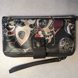 Sakroots Smartphone Crossbody Wallet